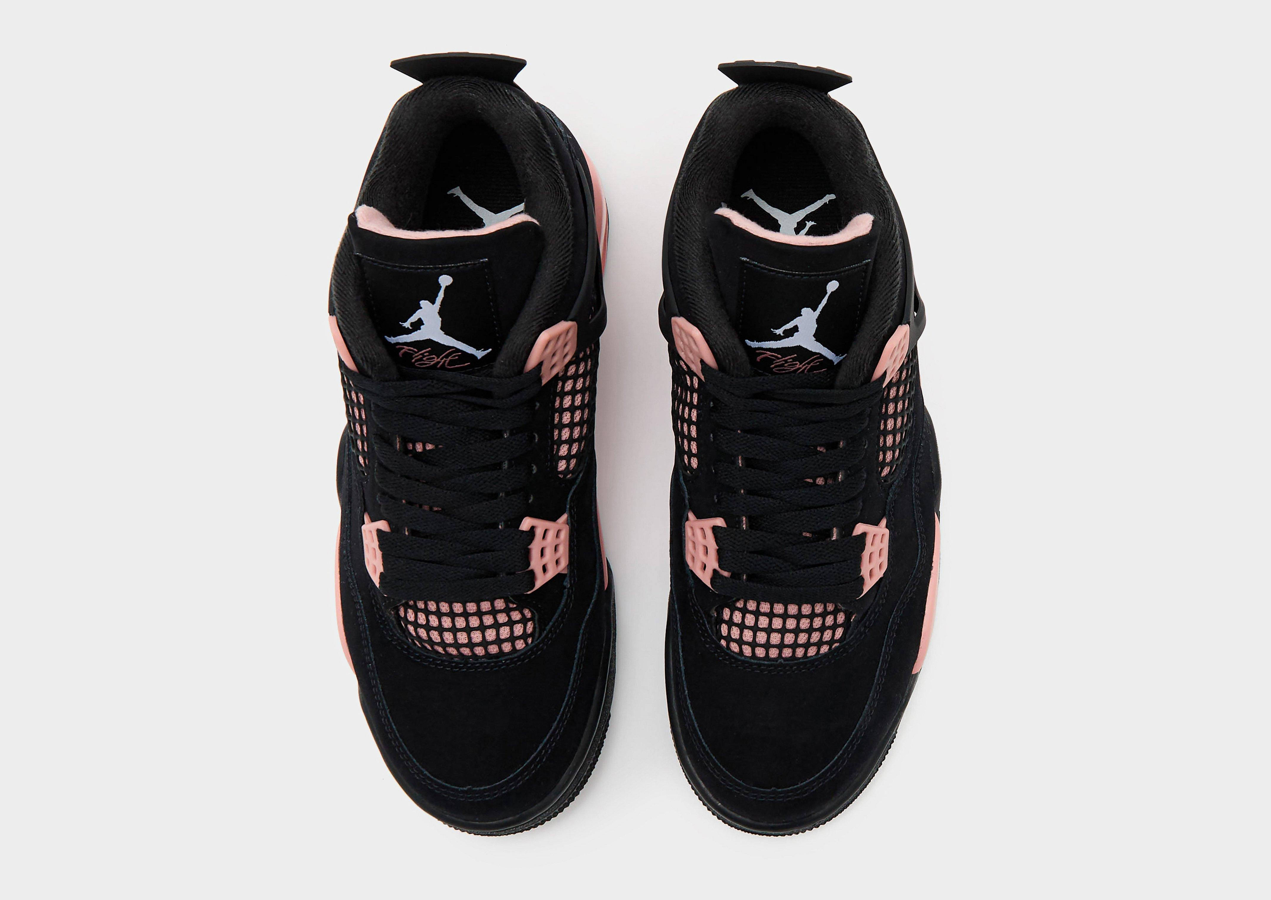 Air Jordan 4 Pink Thunder Retailer Look Top