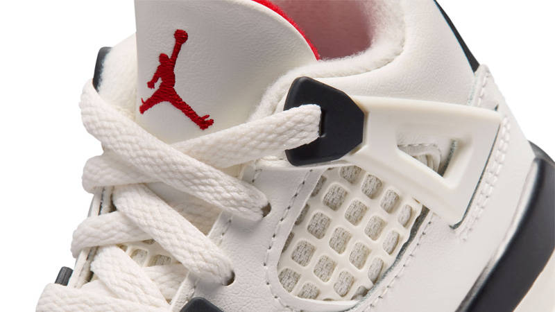 Air Jordan 4 Retro OG TD Flight Club Detail