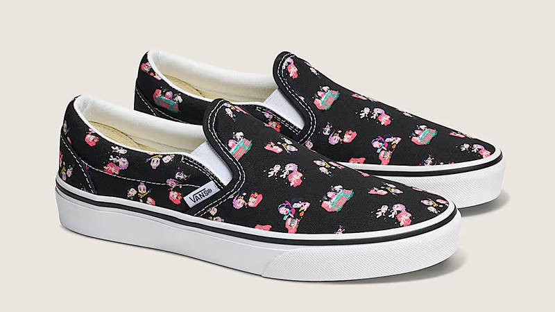 KPop Demon Hunters x Vans Classic Slip-On Black VN000ED2BOS front