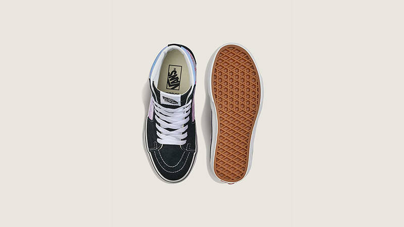 KPop Demon Hunters x Vans Sk8-Hi GS Black Pink VN000V68B5P middle