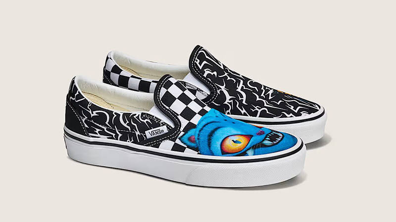KPop Demon Hunters x Vans Slip-On GS Black VN000EC3BM8 front