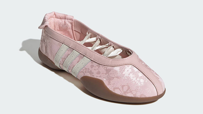 Liberty London x adidas Taekwondo Mei Ballet Pink Floral IH6915 front