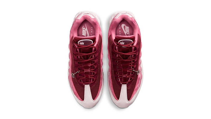 Nike Air Max 95 OG Valentines Day 2026 IB8155-600 middle