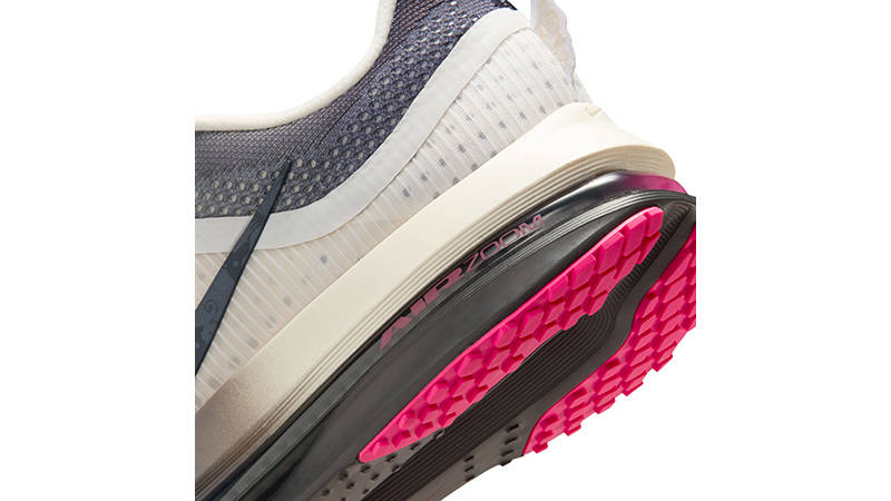 Nike Pegasus Premium Year of the Horse Sail IQ1130-001 heel