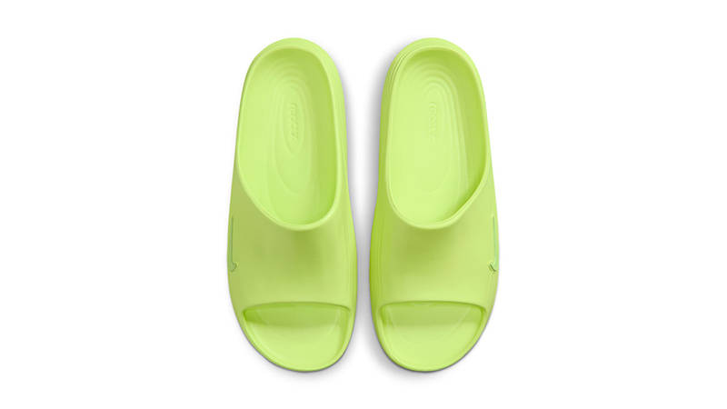 Nike ReactX Rejuven8 Volt Ice HV4479-701 middle