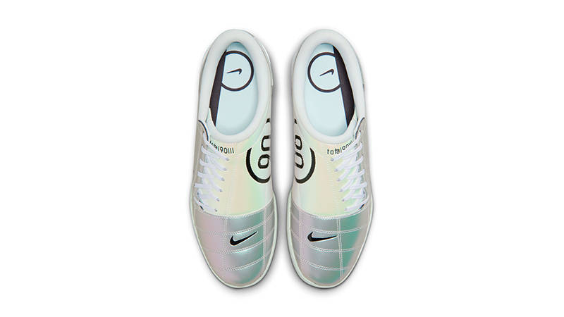 Nike Total 90 III Iridescent IM3500-100 middle