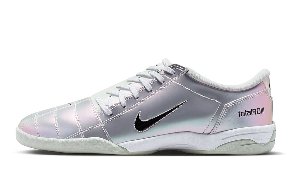 Nike Total 90 III Iridescent