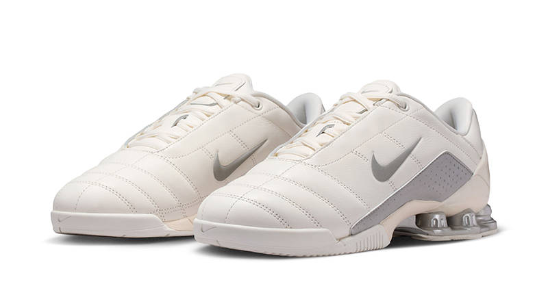 Nike Total 90 Shox Magia Sail IO9300-100 front
