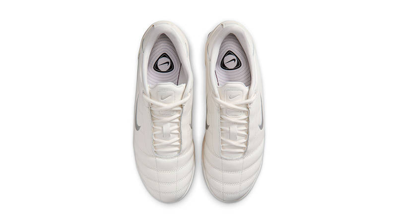 Nike Total 90 Shox Magia Sail IO9300-100 middle