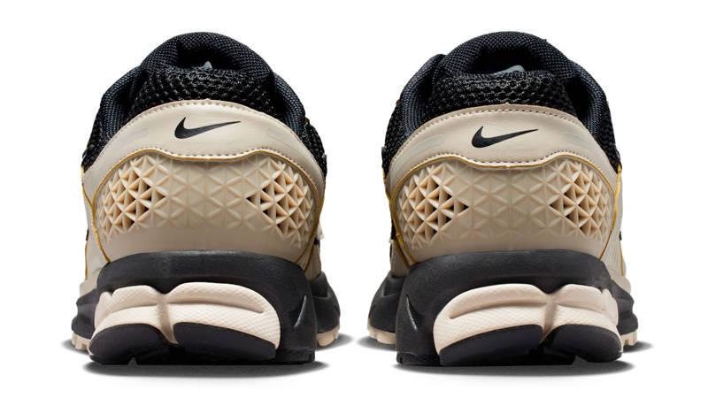 Nike Zoom Vomero 5 Black Cream Back