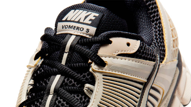 Nike Zoom Vomero 5 Black Cream Detail