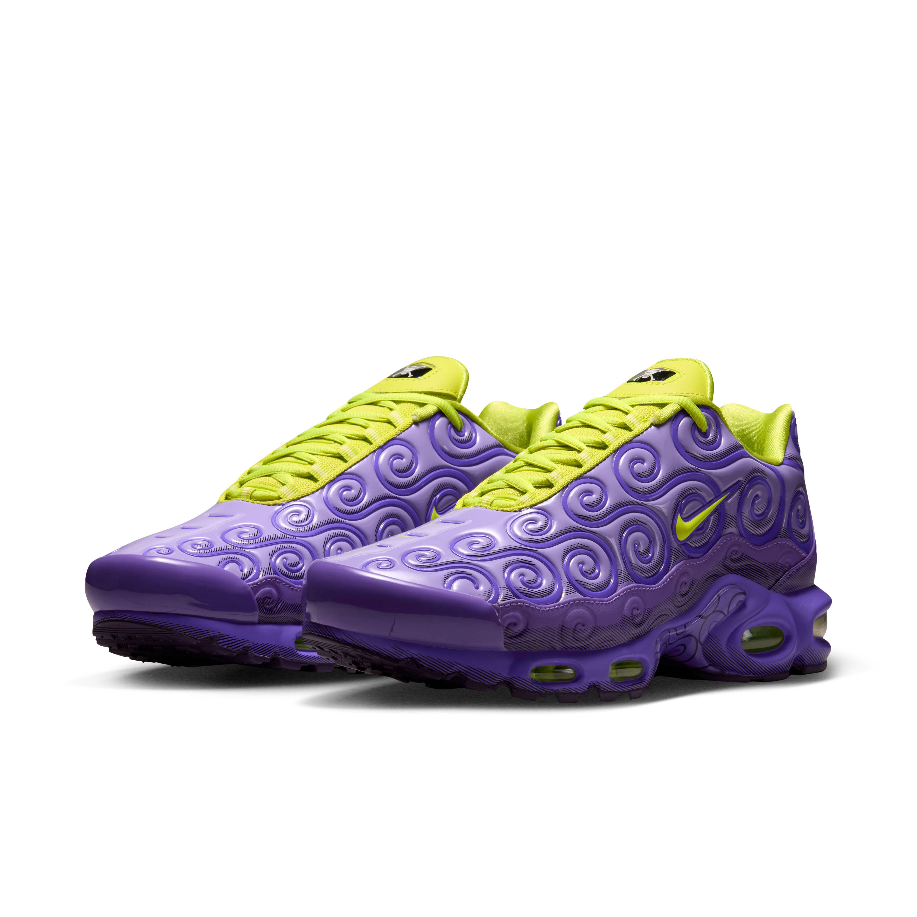 One Piece x Nike TN Air Max Plus ‘Gomu’ Monkey D. Luffy Pair