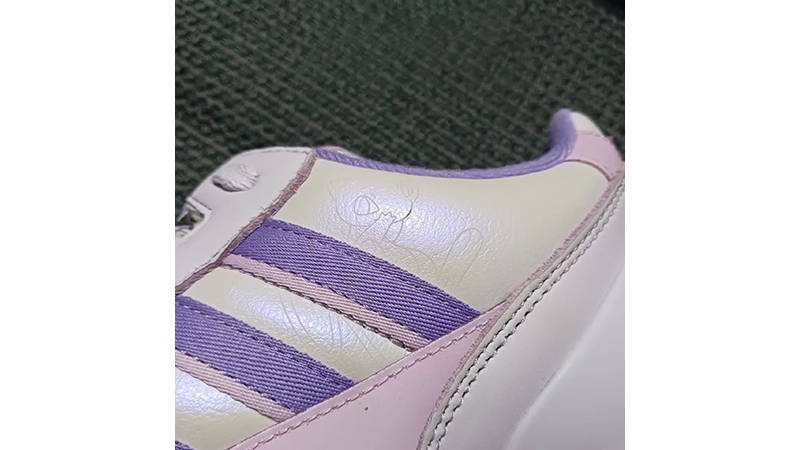 Pokémon x adidas ZX8000 Mewtwo Lavender KI5326 side