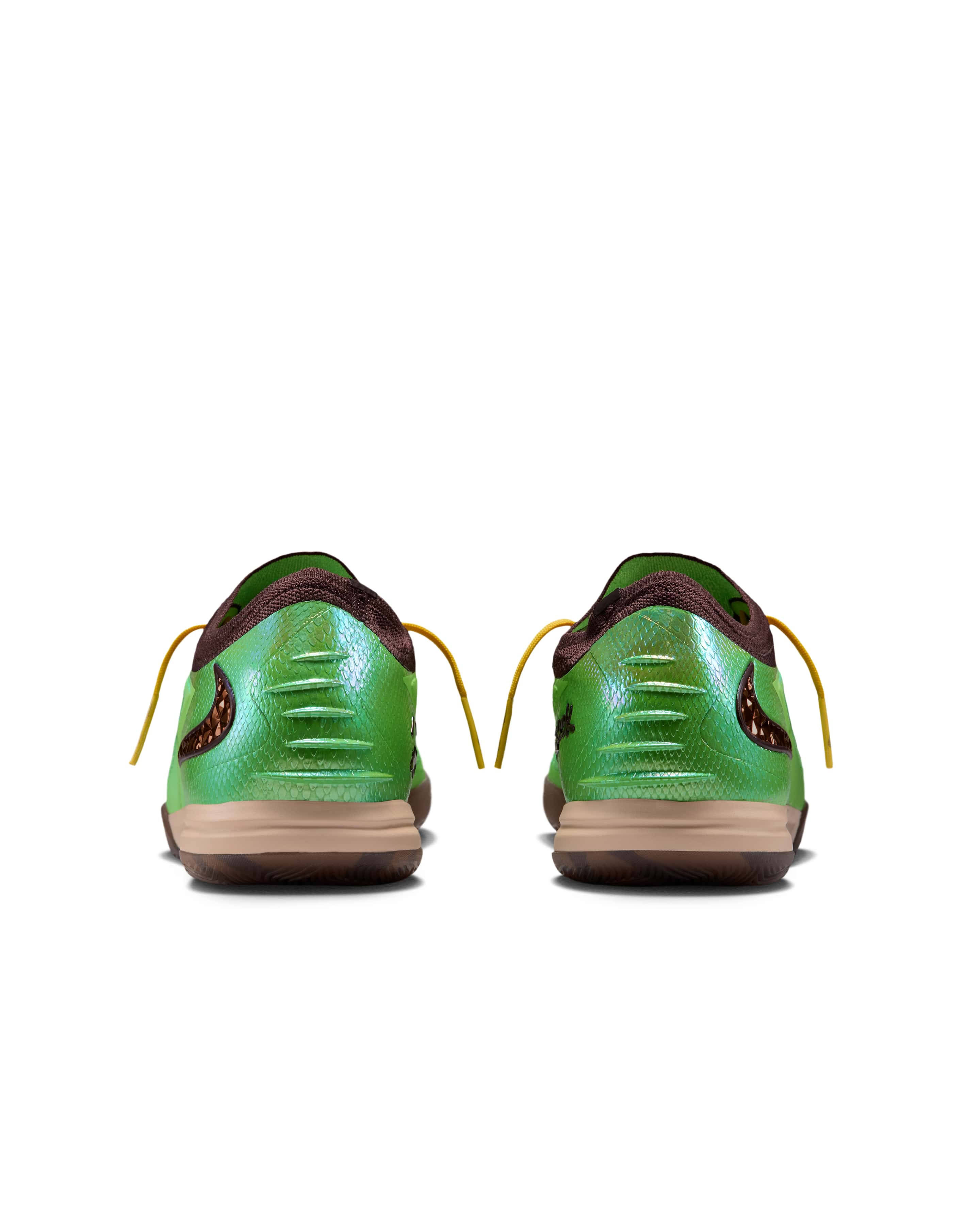Travis Scott x Nike Phantom 6 Low Elite IC SE Green Brown Heel