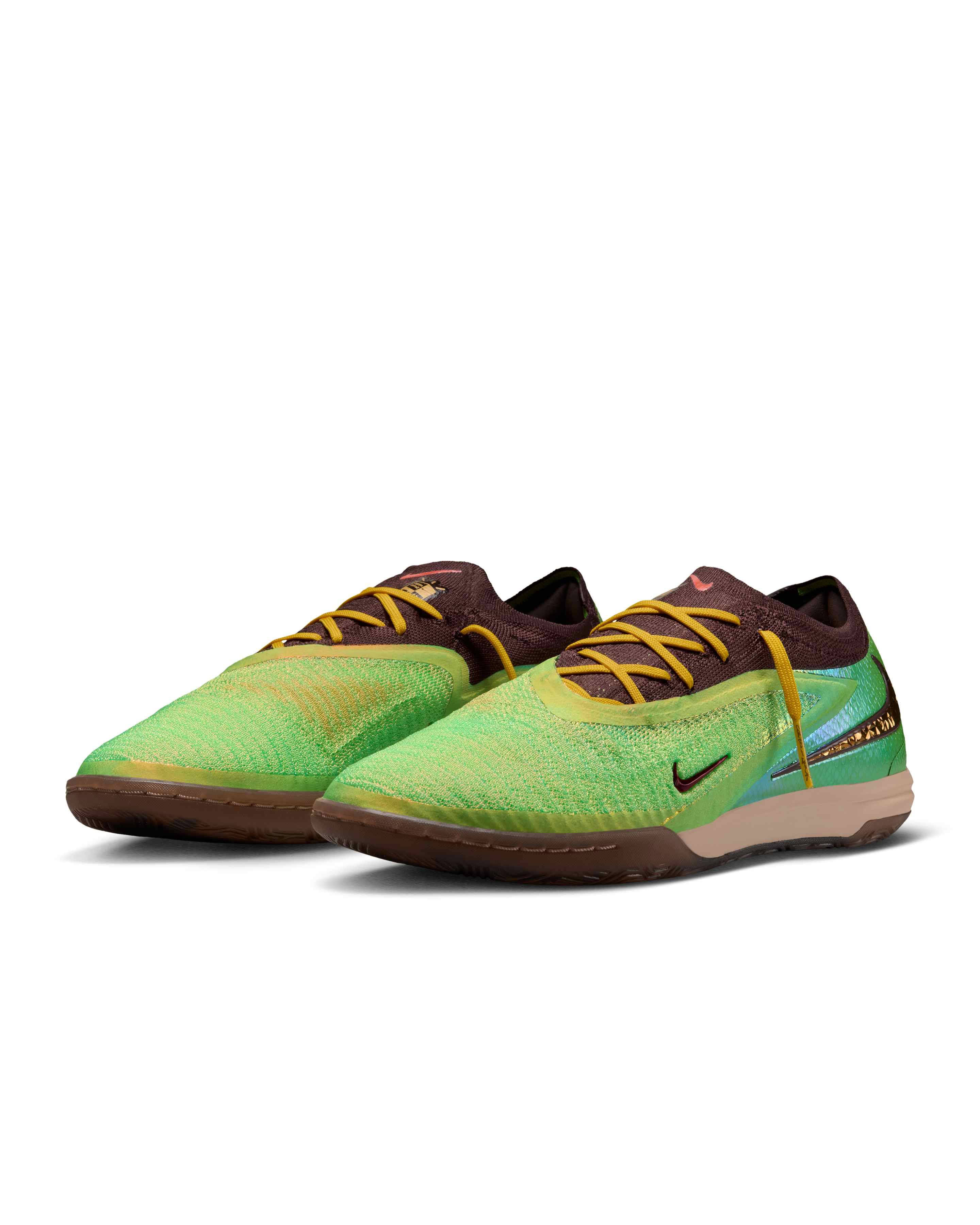 Travis Scott x Nike Phantom 6 Low Elite IC SE Green Brown Pair