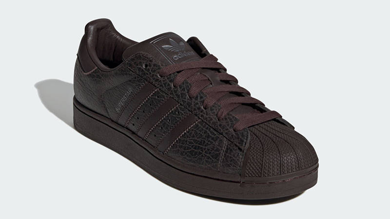 adidas Superstar Dark Brown HQ2365 front