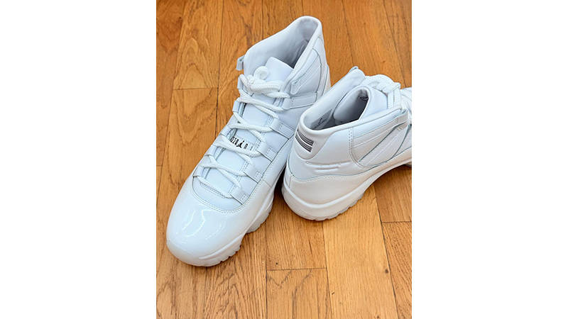 Comme des Garçons x Air Jordan 11 White lace area