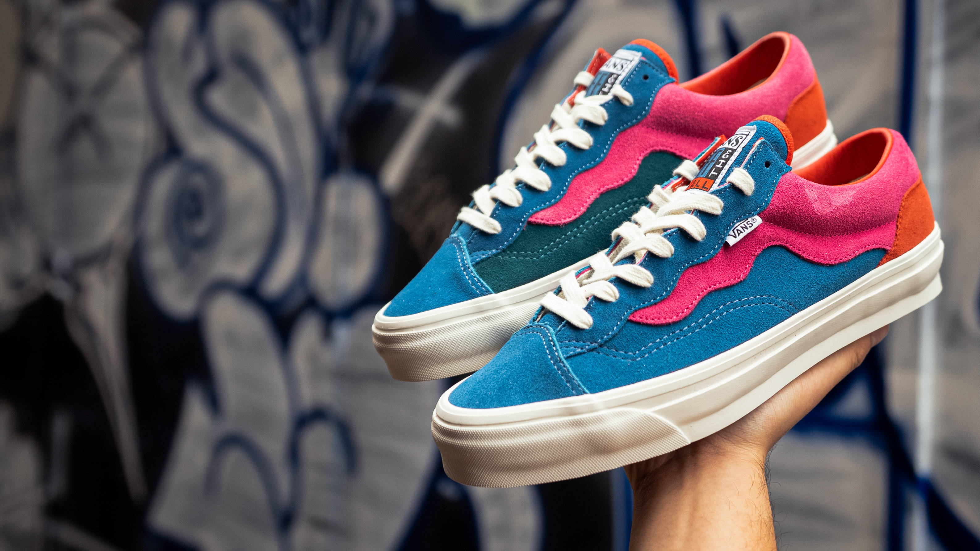 HQ 16-9 Parra x Vans OTW Old Skool 36 Multi VN000Y11HFC1-6