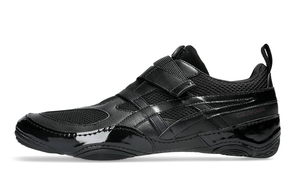 Issey Miyake x ASICS Hyper Taping Black