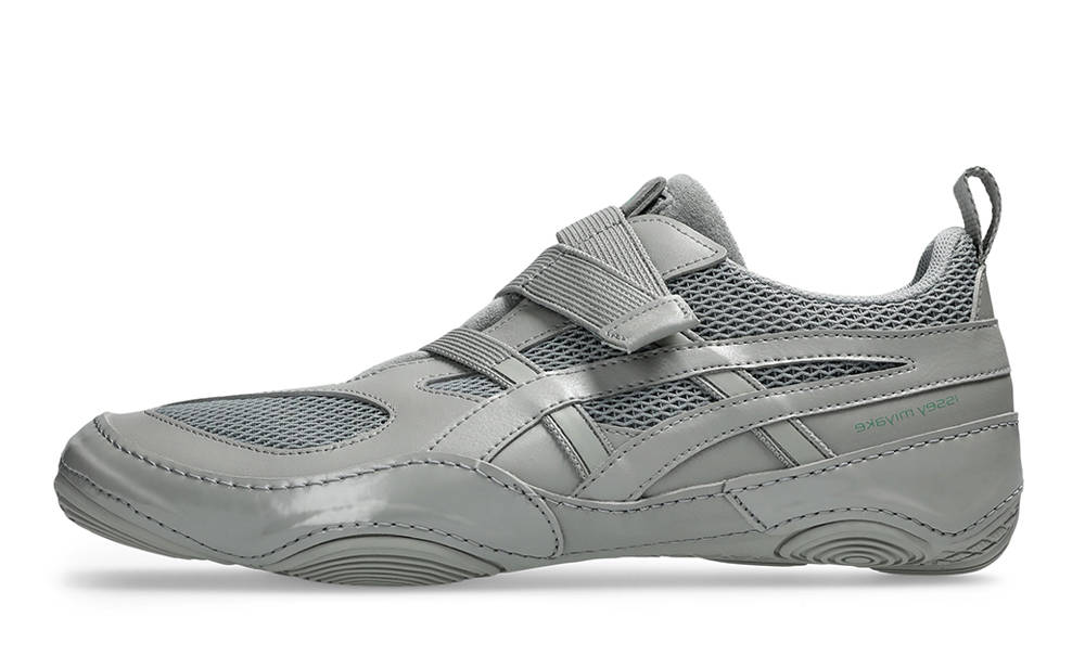 Issey Miyake x ASICS Hyper Taping Grey
