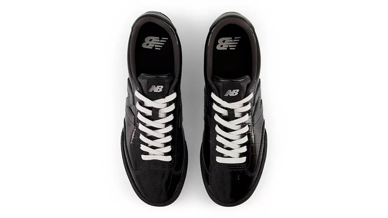 New Balance Gator Run Black UGTR2SV middle