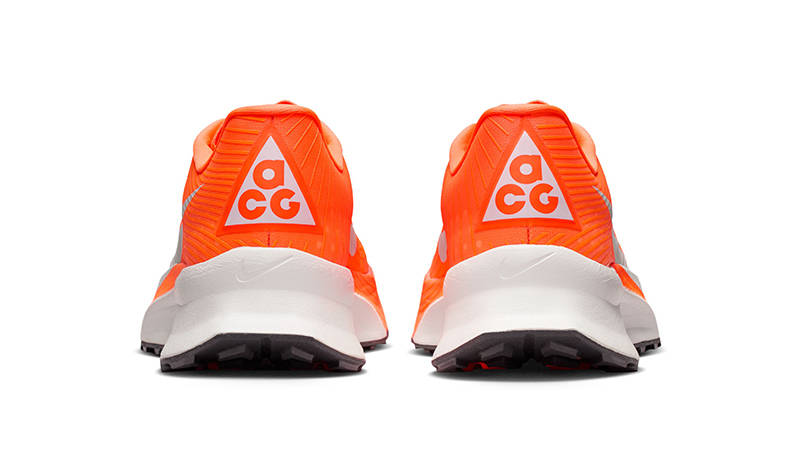 Nike ACG Ultrafly Trail Hyper Crimson HF5668-801 back