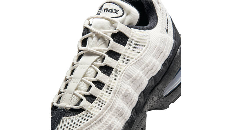 Nike Air Max 95 Paris Atelier IQ0284-010 tongue