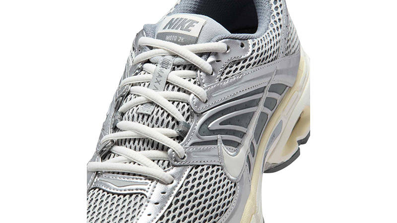 Nike Air Max Moto 2K Light Smoky Grey Sail IQ7592-077 tongue
