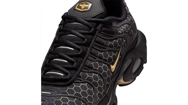 Nike TN Air Max Plus Black Honey IQ0287-010 tongue
