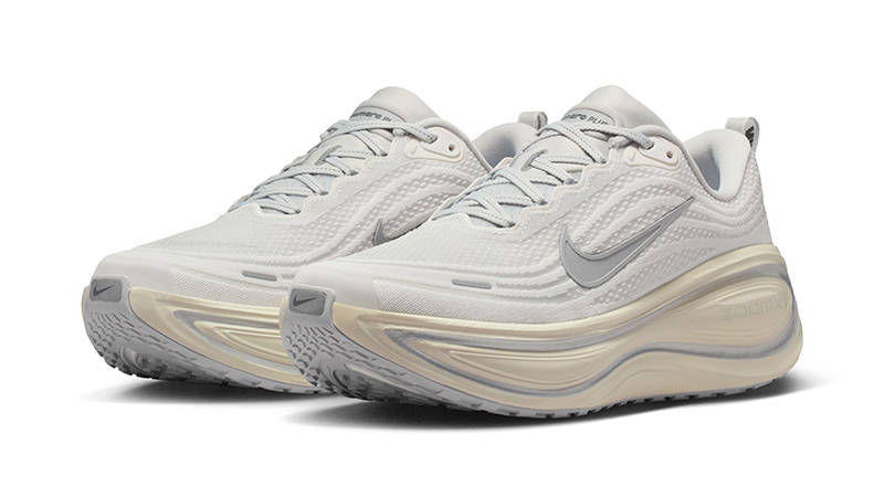 Nike Vomero Plus Platinum Tint Grey IQ0308-094 front
