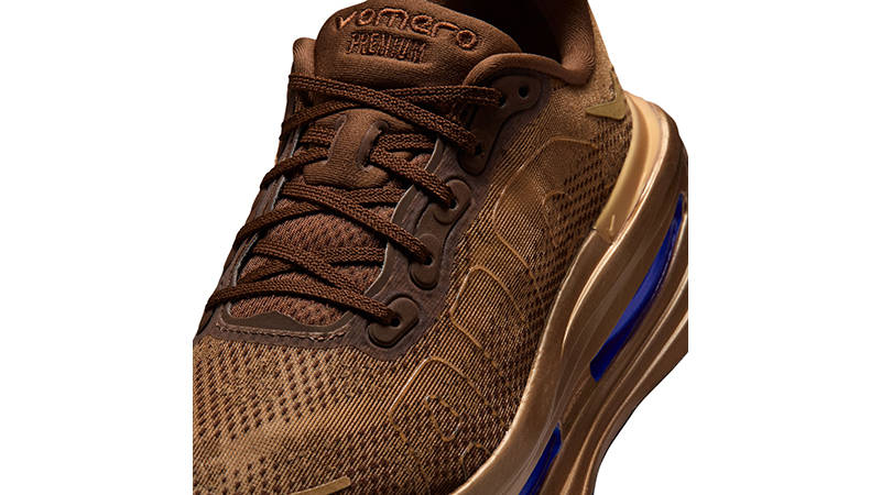 Nike Vomero Premium Flat Stout IQ0028-200 tongue