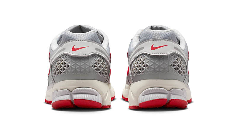 Nike Zoom Vomero 5 SE Grey Fog University Red IQ6589-001 back