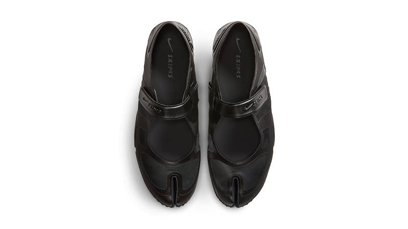 NikeSKIMS Air Rift Satin Pack Black IQ7158-001 middle