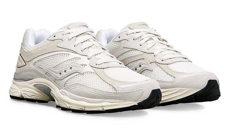 Saucony ProGrid Omni 9 Premium White S70740-11 front