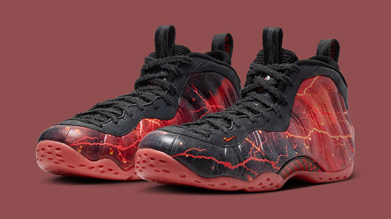 Stranger Things x Foamposite One PRM QS Red Black front