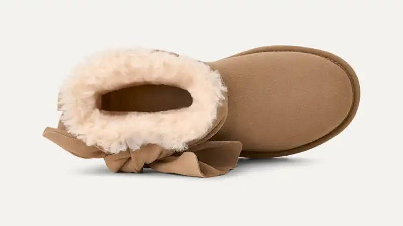 UGG Classic Mini Bow Boot Sand 1176310-SAN middle