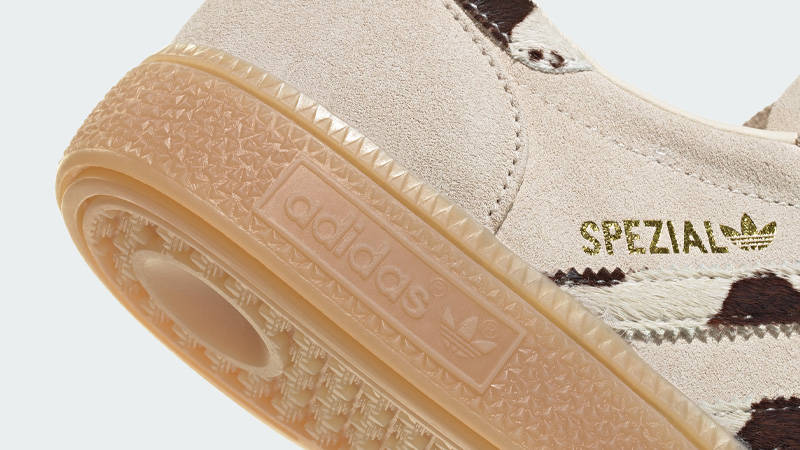 adidas Handball Spezial Cow Print Beige Detail