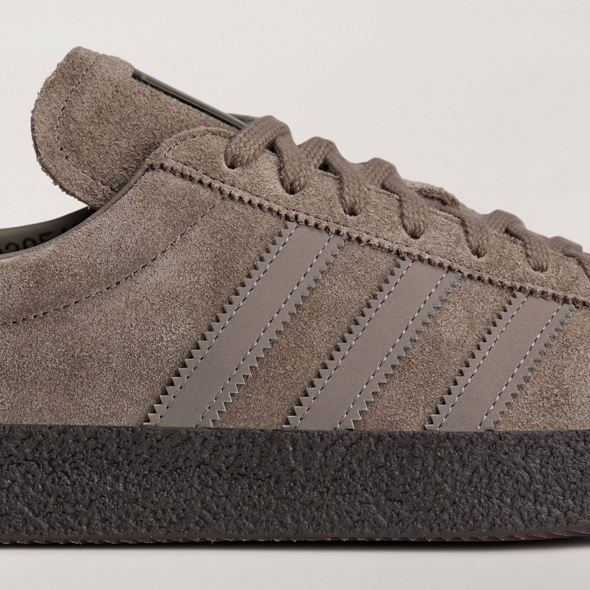 adidas Mendacino II SPZL Light Brown Detail