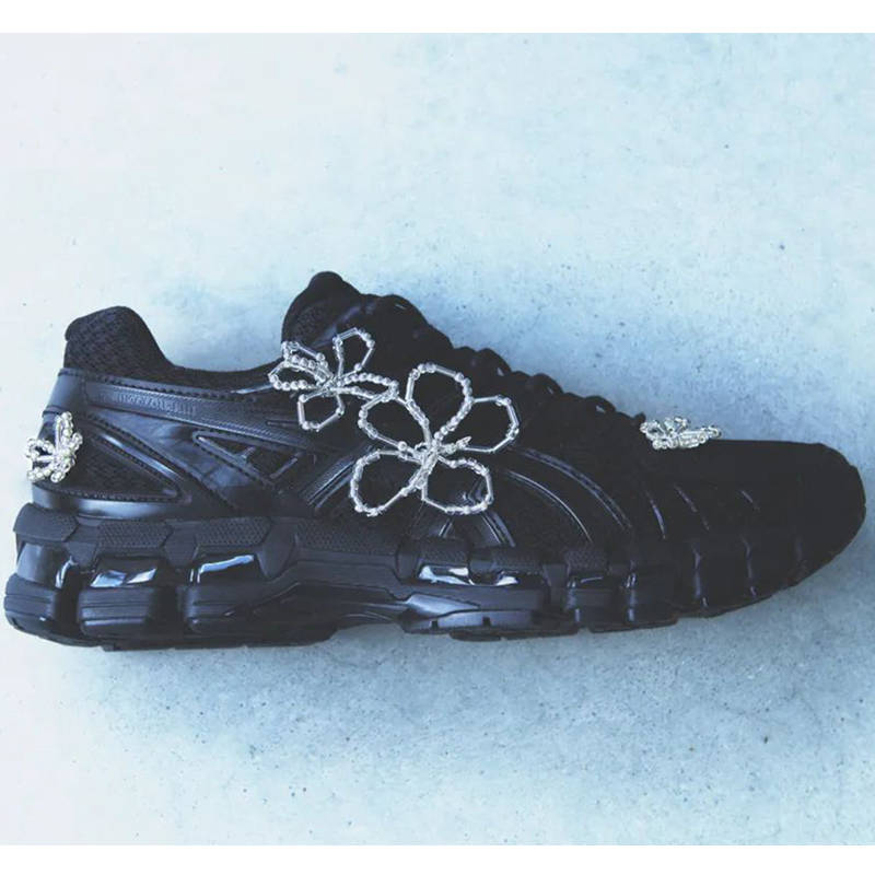 Completeworks x ASICS Gel-KAYANO 20 Black front
