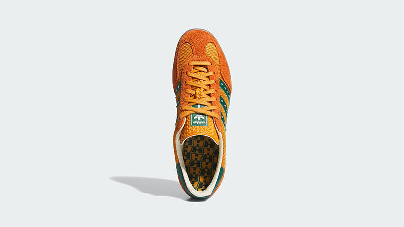 Hardies x adidas Gazelle Indoor Rust Orange KI7011 middle