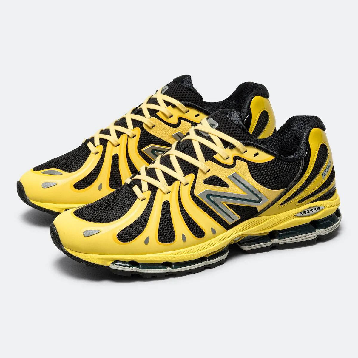 New Balance 1890 Yellow Black U18903RB front