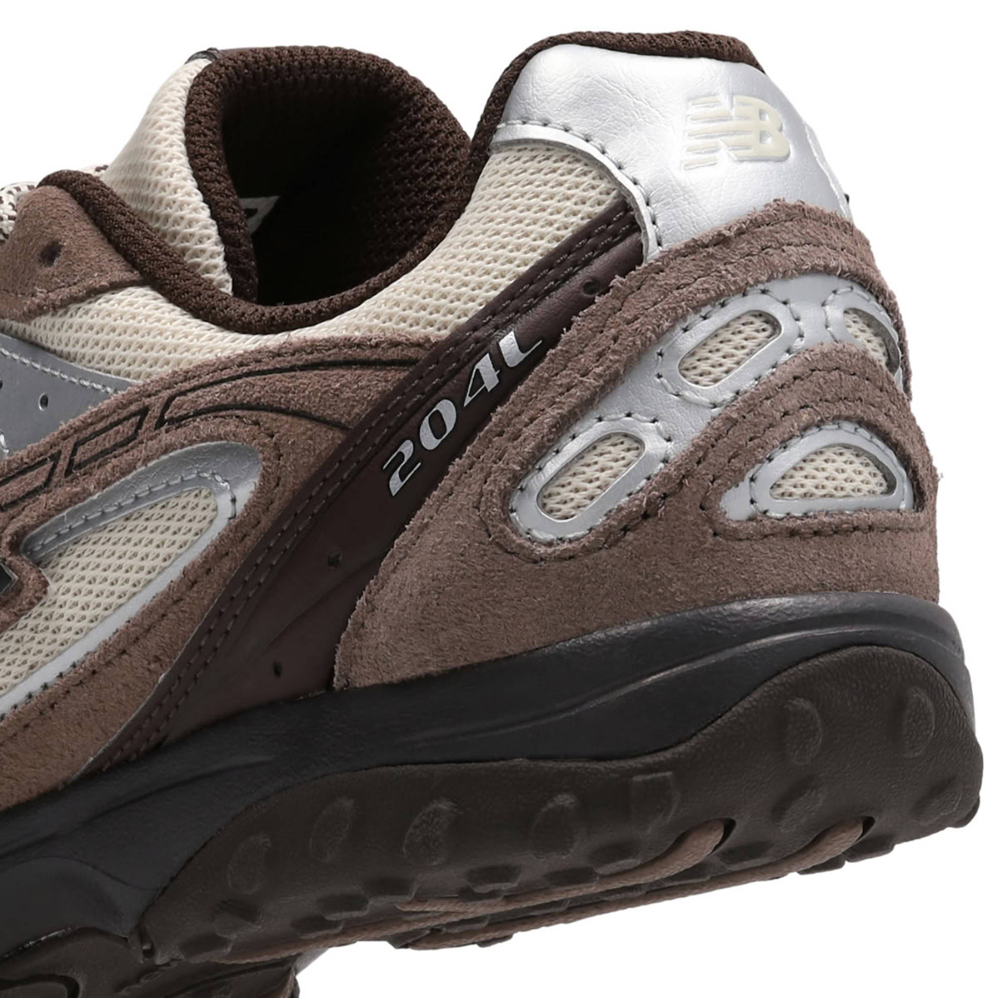 New Balance 204L Black Cortado Detail