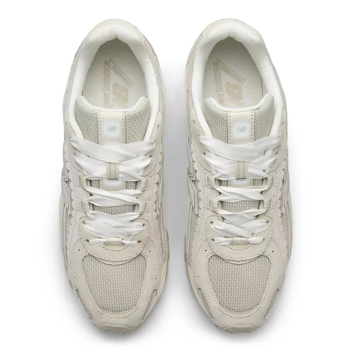 New Balance 204L Sea Salt U204L2SZ middle