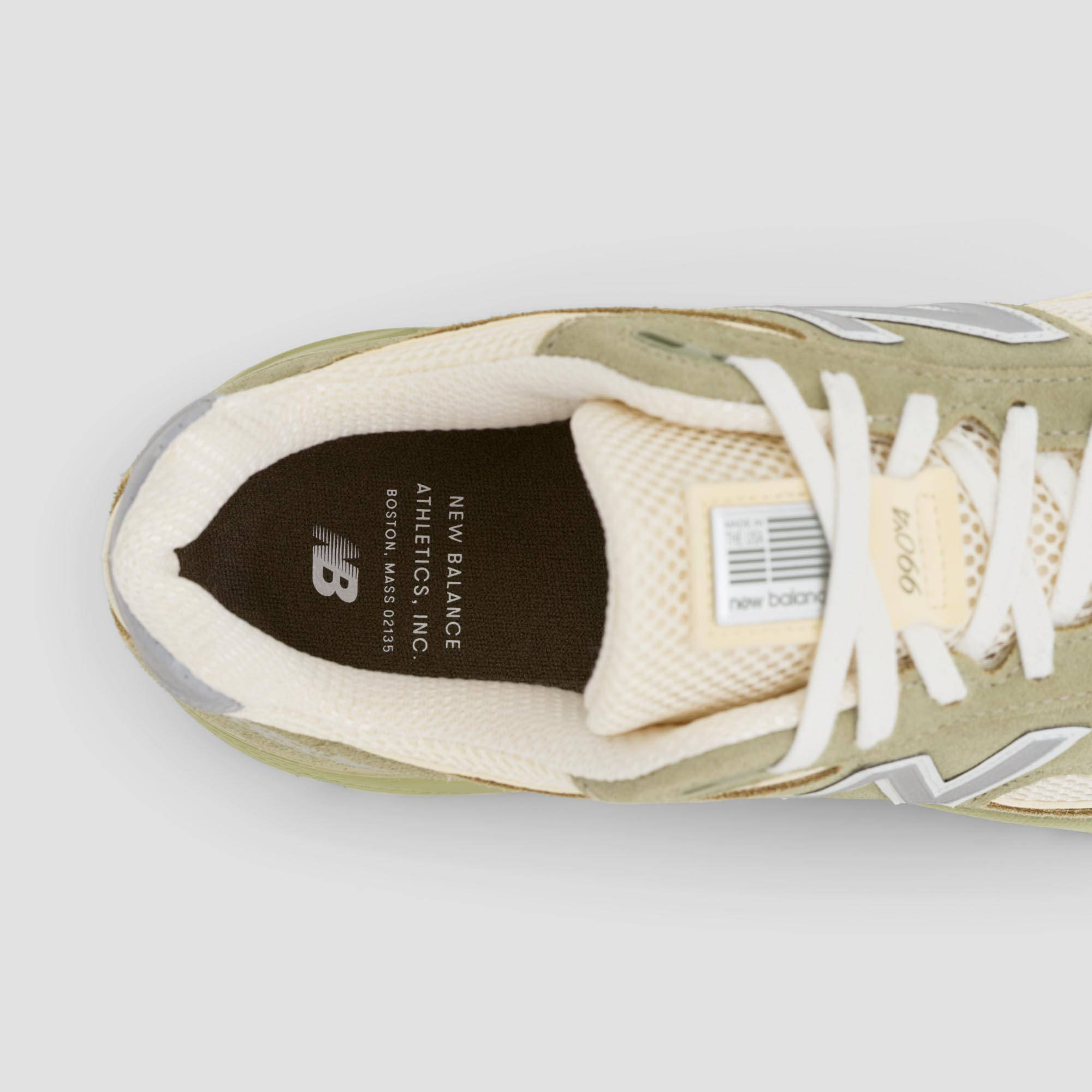 New Balance 990v4 Olive Top Detail