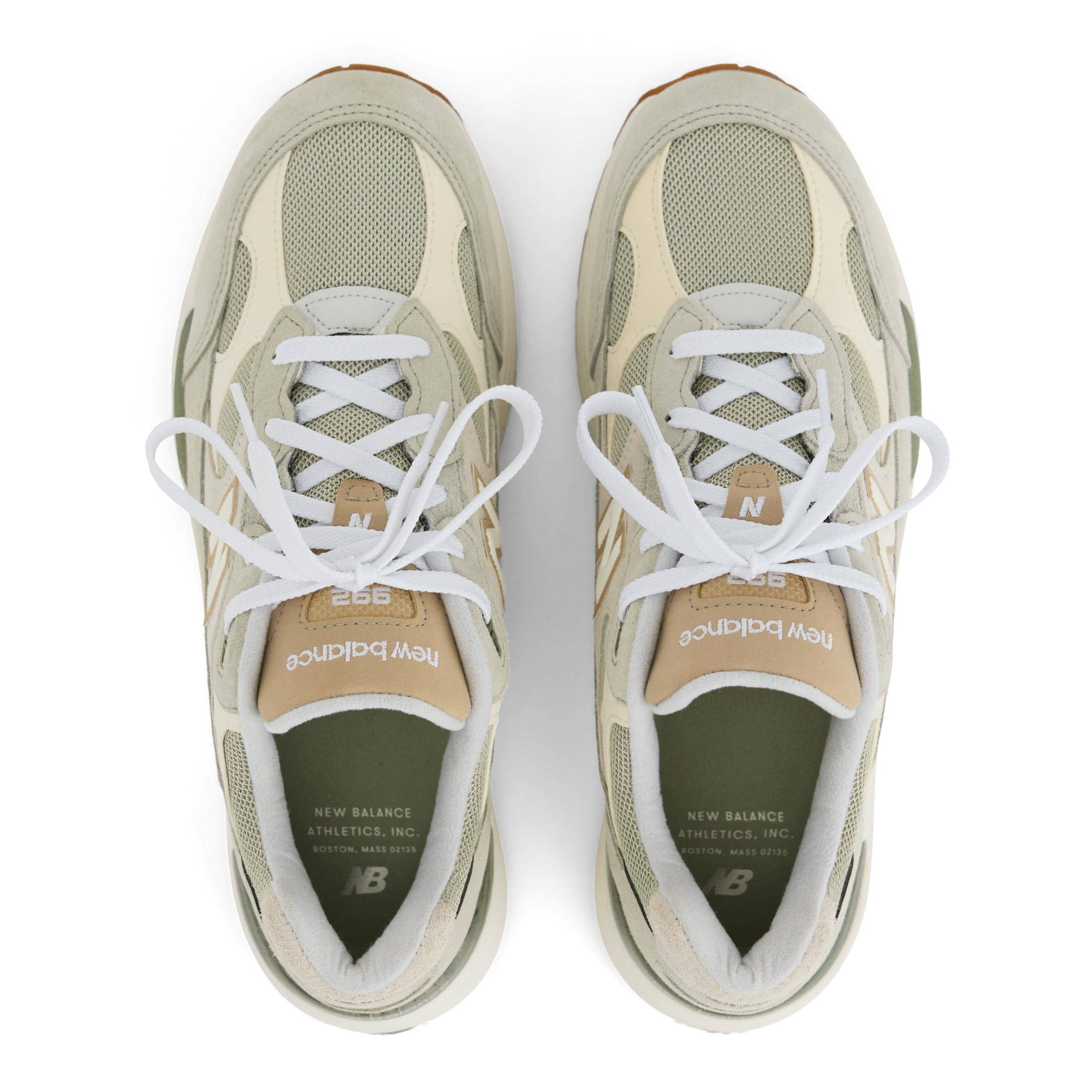 New Balance 992 Olivine Top