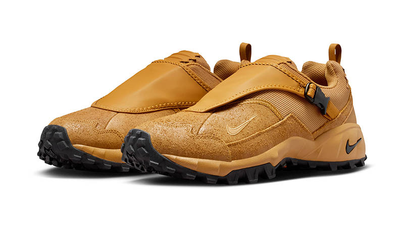 Nike ACG Air Phassad Wheat Black IO4630-700 front