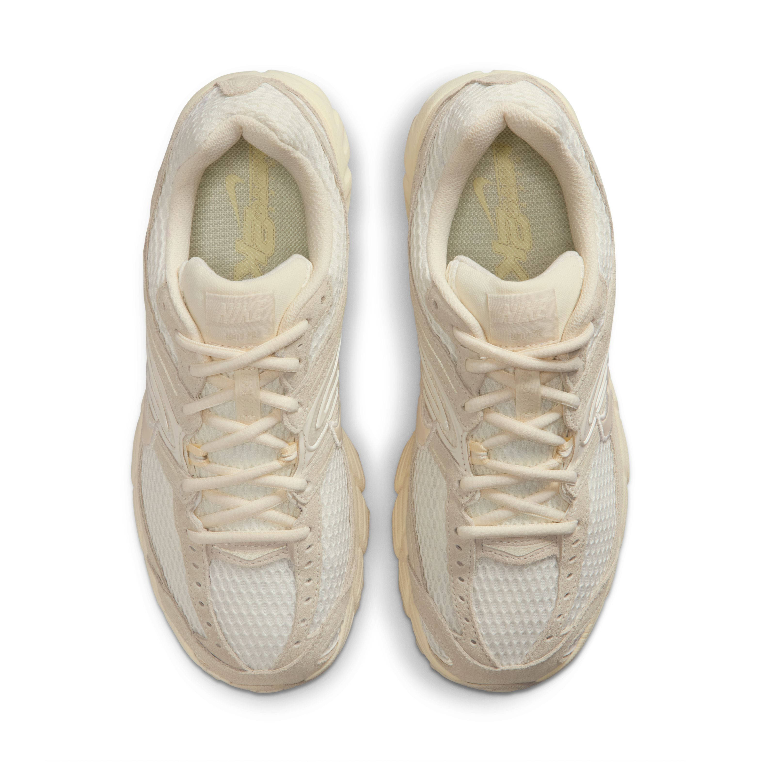Nike Air Max Moto 2K Se Sail Pale Ivory IO4862-100 1