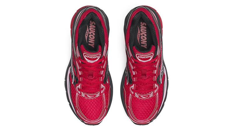 Saucony ProGrid Omni 9 Valentine's Day S70739-149 middle