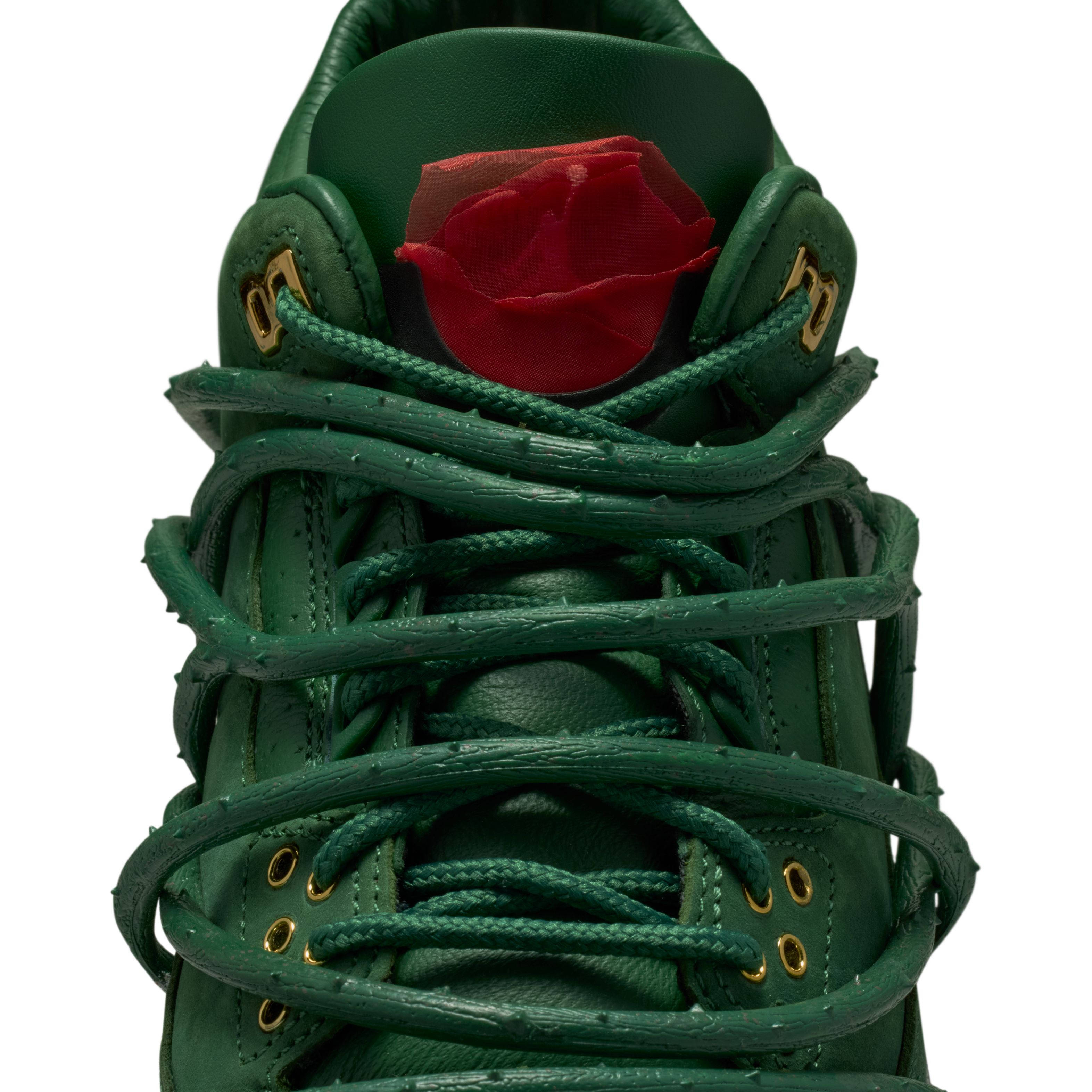 Teyana Taylor x Air Jordan 3 Fire Red tongue