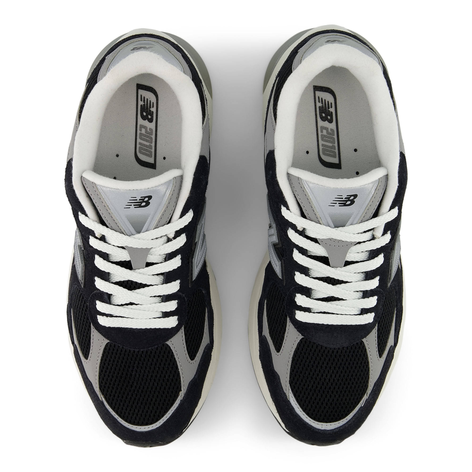 New Balance 2010 Black Shadow Grey Top